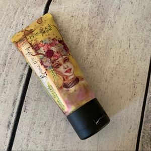 2/13$ 💕 Barefoot Venus Shea Butter Lotion Lemon Freckle 1oz Travel Size